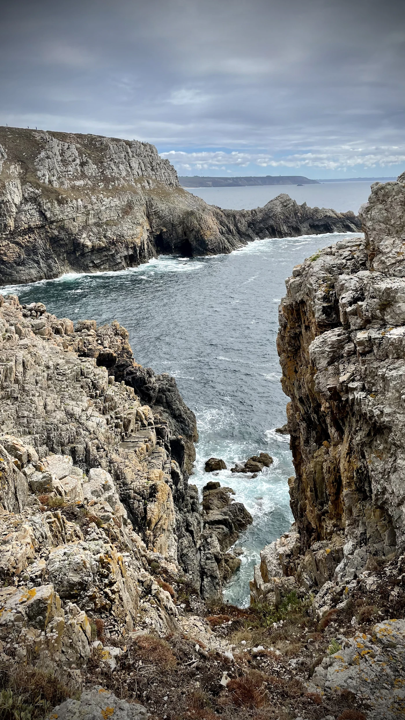 Littoral rocheux de la presqu'île de Crozon, près de La Palue