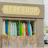 École de surf, bâtiment