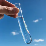 Éprouvette, vérification des faits