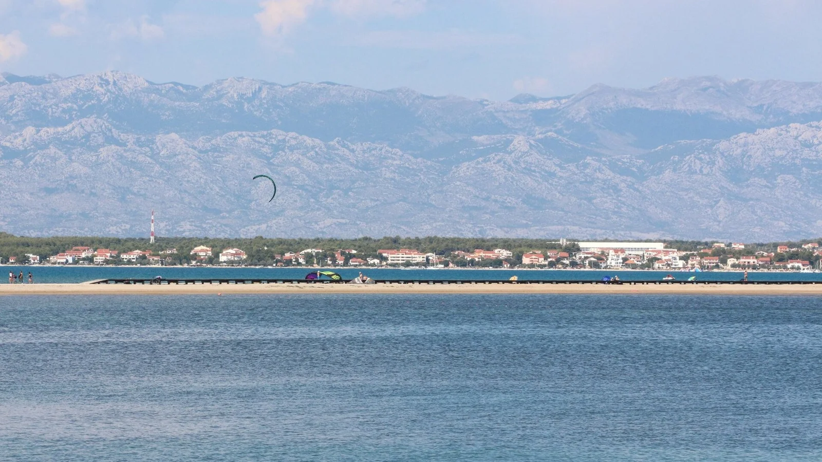 Kitesurf dans la lagune de Nin, près de Zadar, Croatie